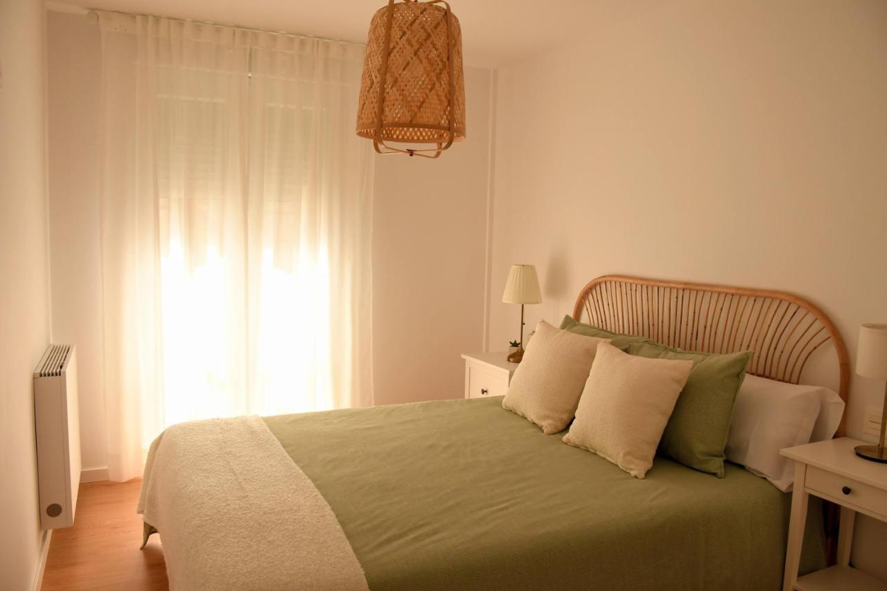Arco Da Vella Apartamentos Вилануева де Ароса Екстериор снимка