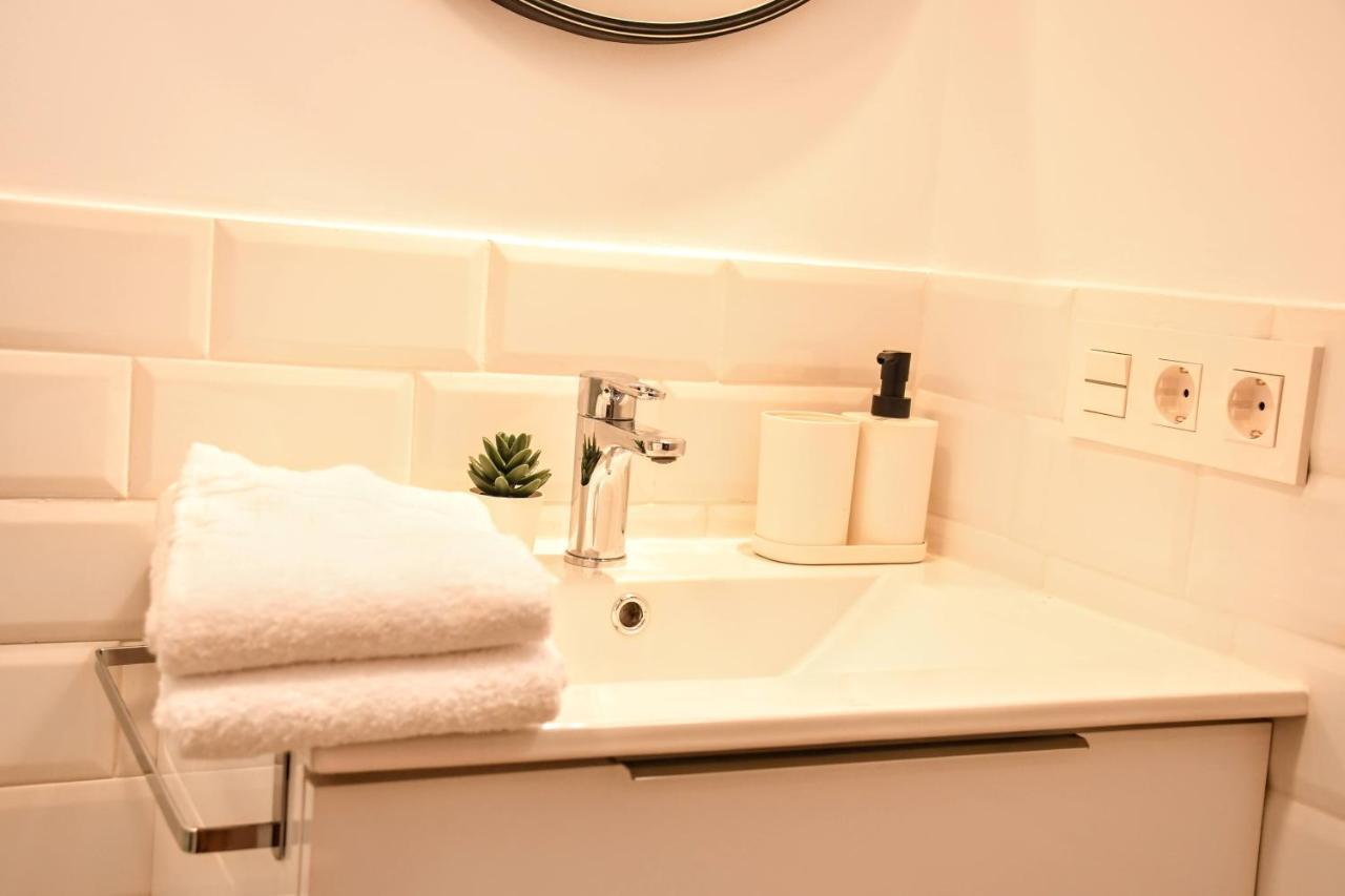 Arco Da Vella Apartamentos Вилануева де Ароса Екстериор снимка