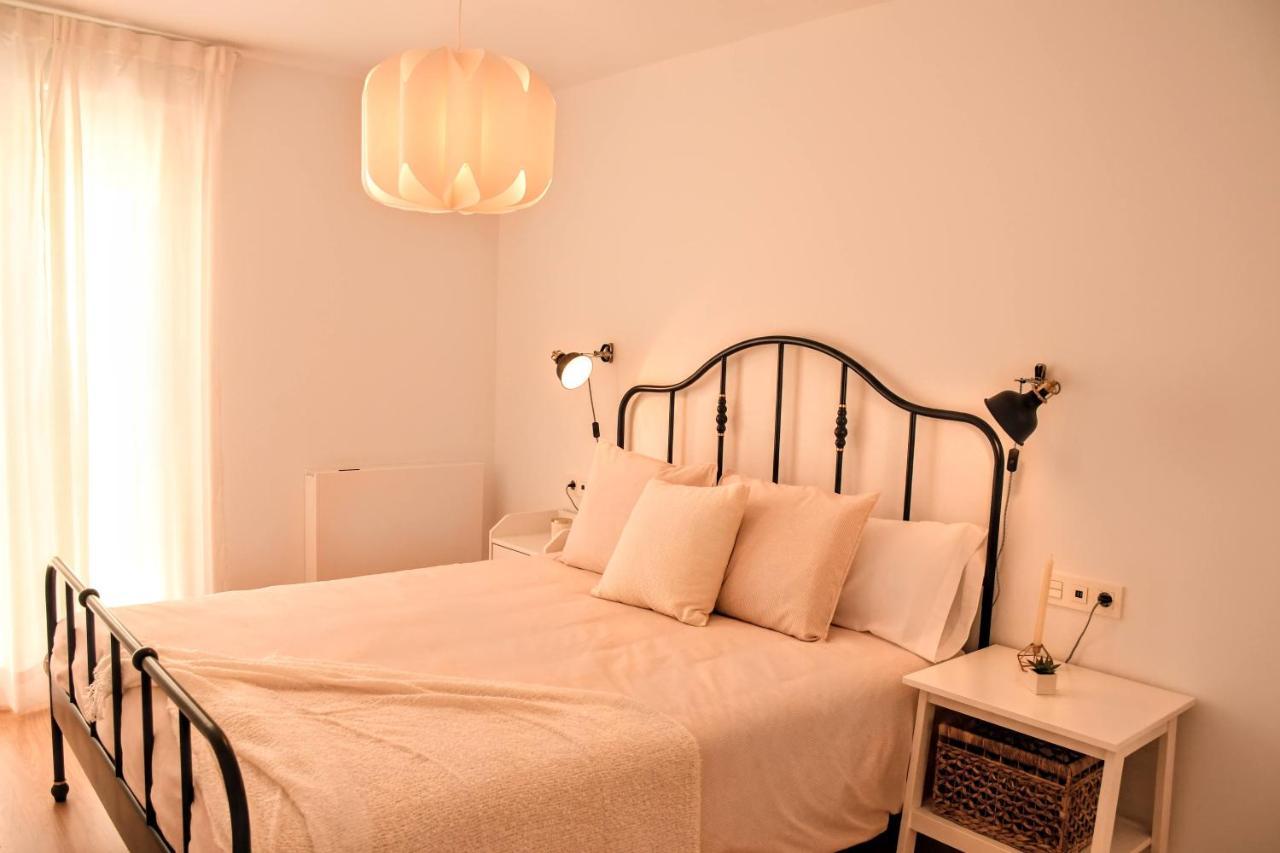 Arco Da Vella Apartamentos Вилануева де Ароса Екстериор снимка